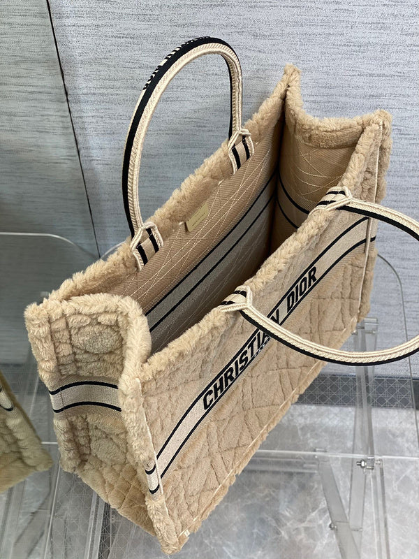 ENT - DOR Bags - 696
