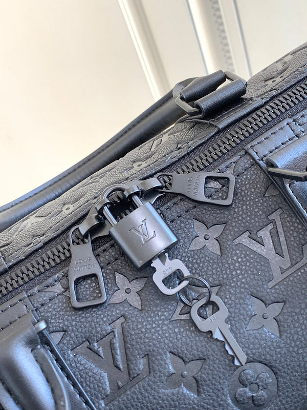 I W Fashion Lu-Vi bags - 17075