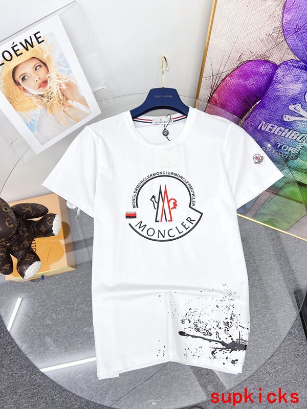Moncler Luxury Cloth