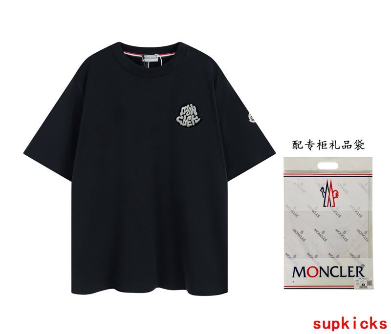 Moncler Luxury Cloth