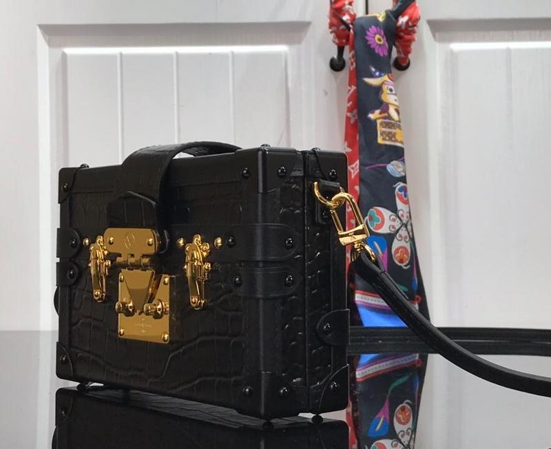 Chloe’s Picks - LOV Bags - 2364