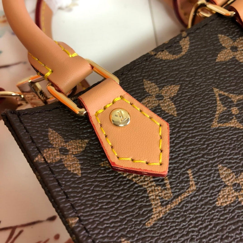 I W Fashion Lu-Vi bags - 17784