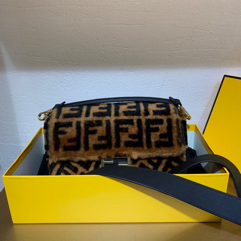 ENT - ENTI Bags - 098