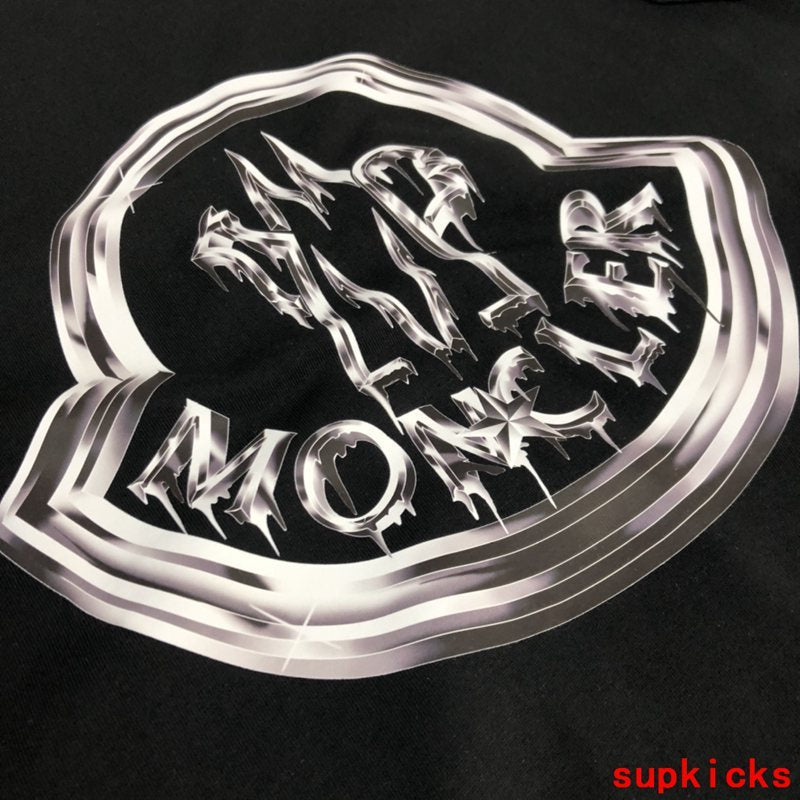 Moncler Luxury Cloth