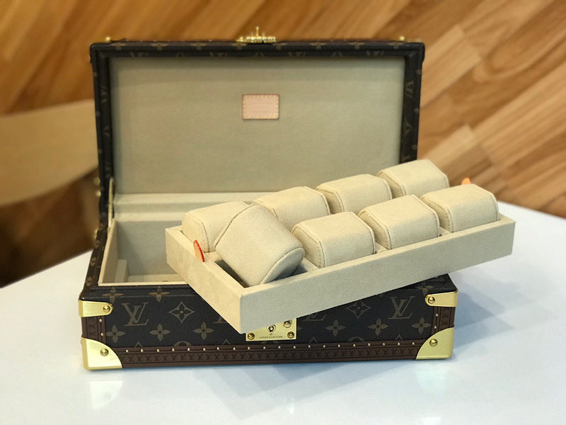 I W Fashion Lu-Vi bags - 9499