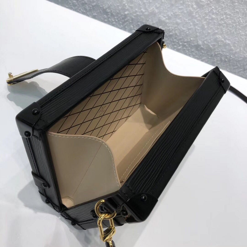 I W Fashion Lu-Vi bags - 17854