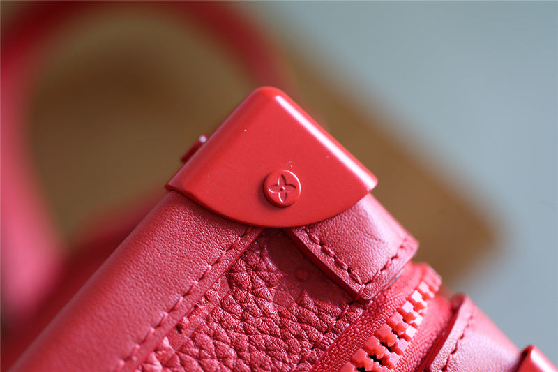 I W Fashion Lu-Vi bags - 10182