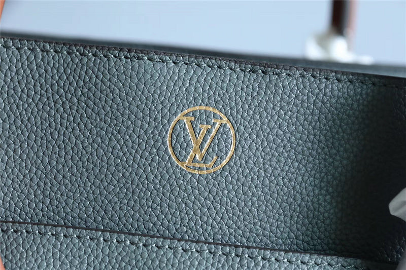 I W Fashion Lu-Vi bags - 8623