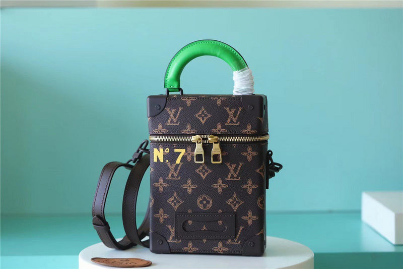 I W Fashion Lu-Vi bags - 10015