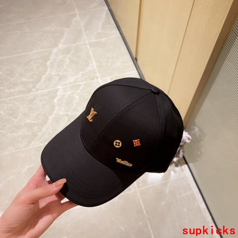 Louis Vuitton Luxury Cap