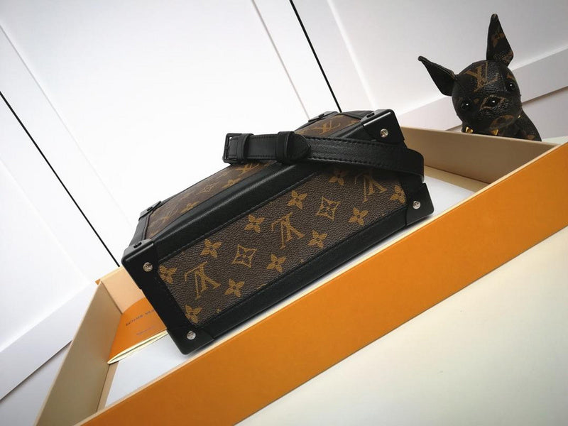 I W Fashion Lu-Vi bags - 17869