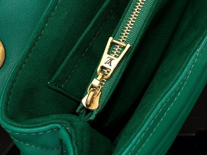 I W Fashion Lu-Vi bags - 17480