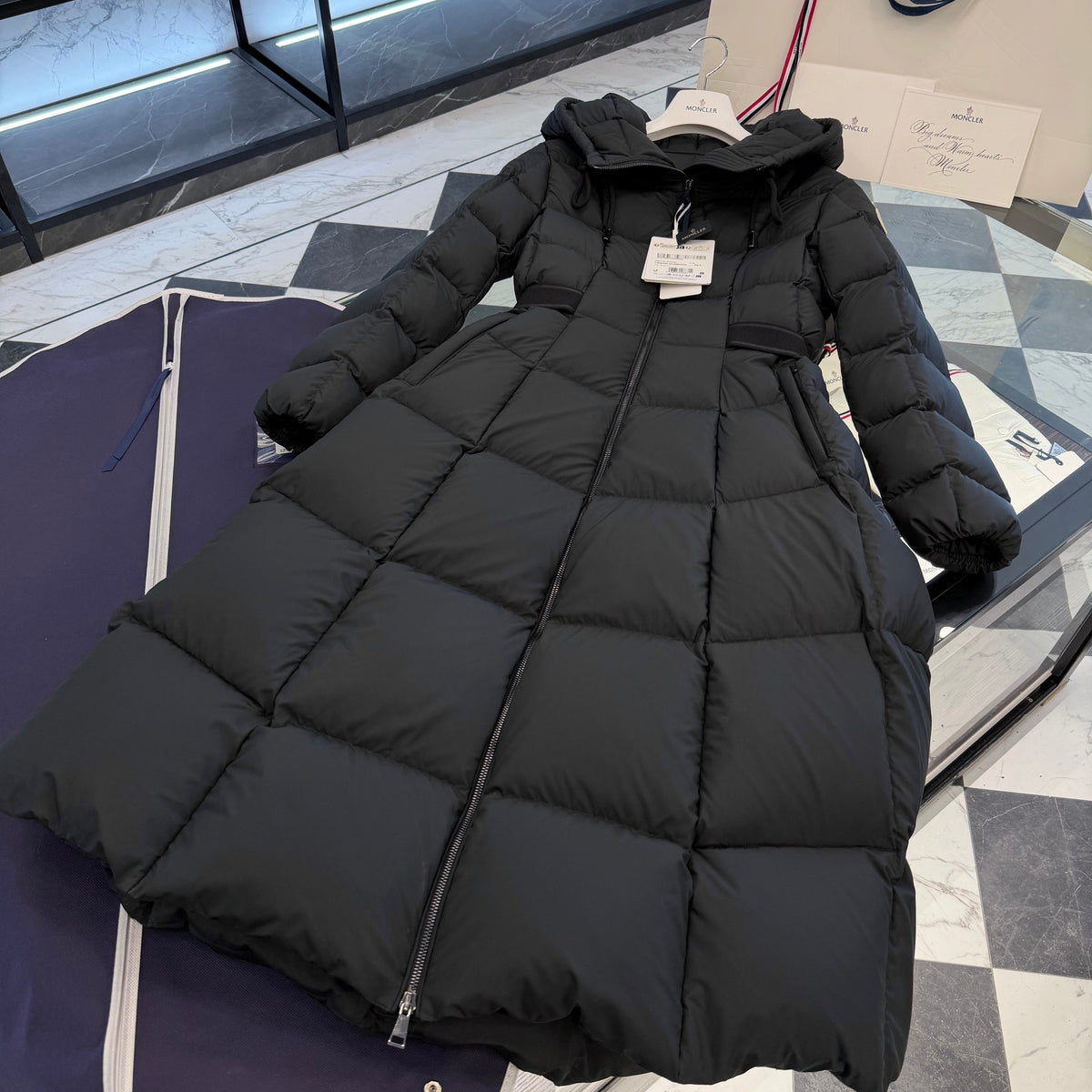 MONC FAUCON COAT