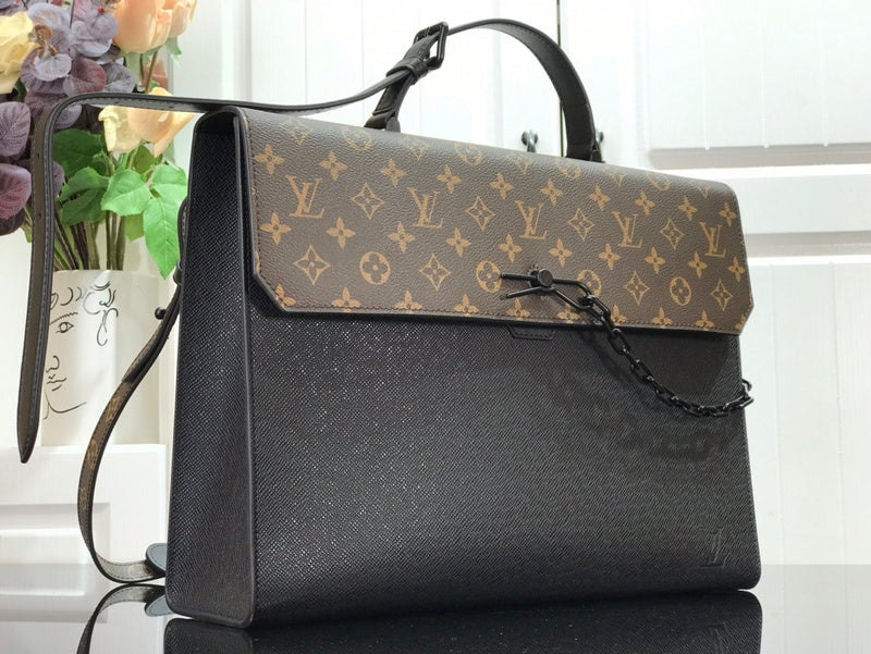 I W Fashion Lu-Vi bags - 17640