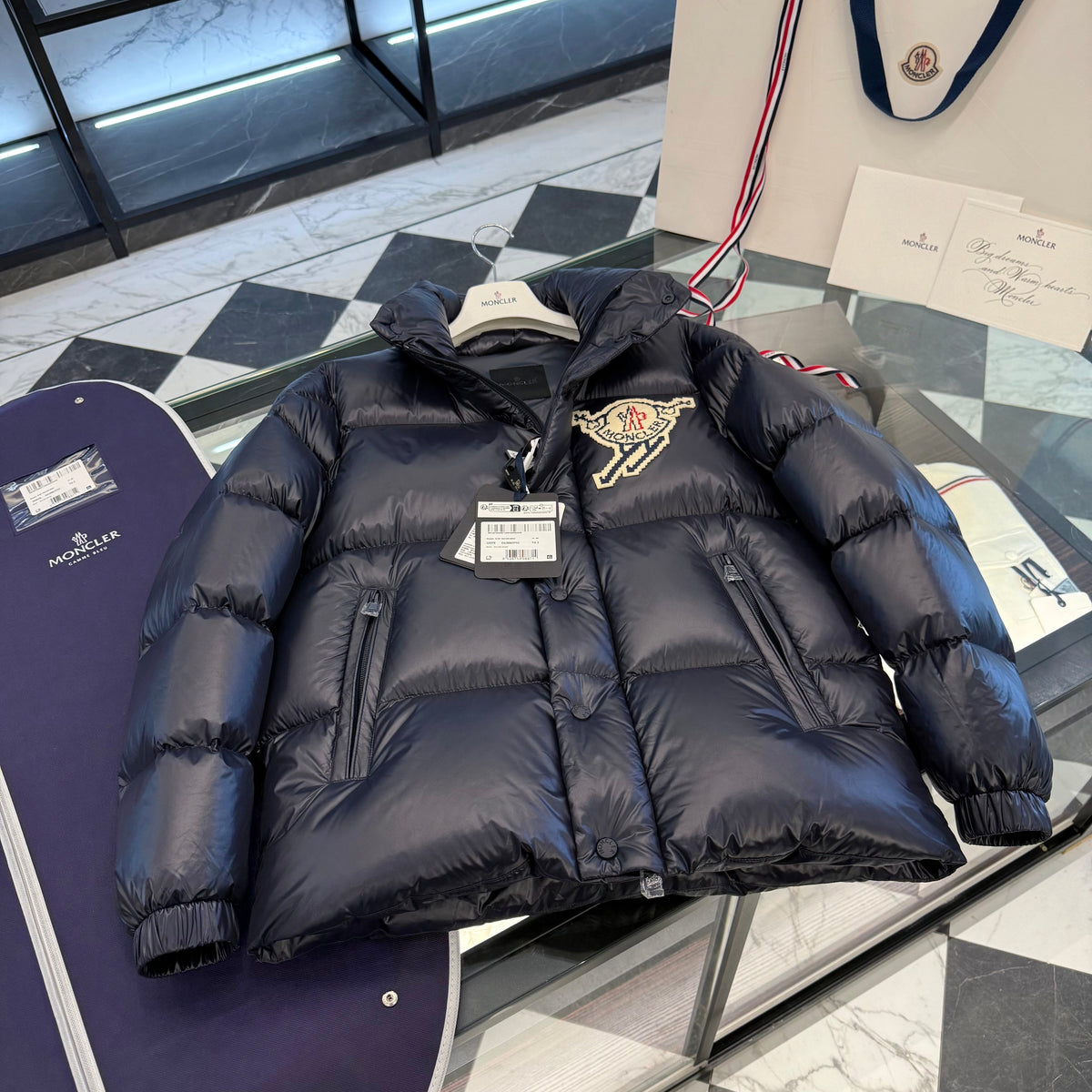 MONC LESTE JACKET