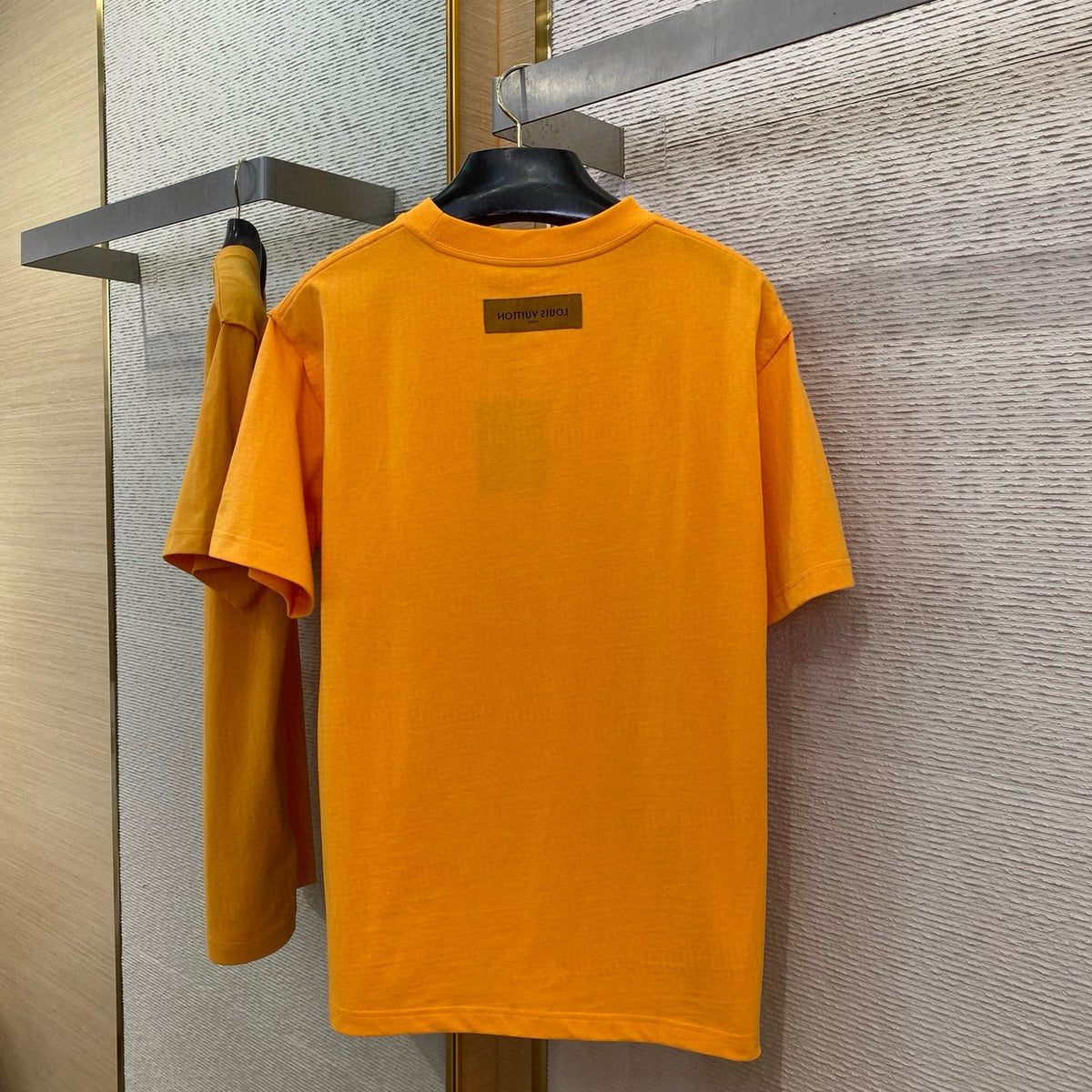 LOU T-SHIRT