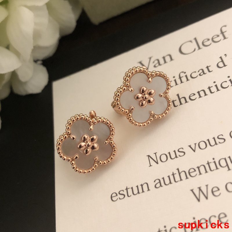 Van Cleef & Arples Jewelry