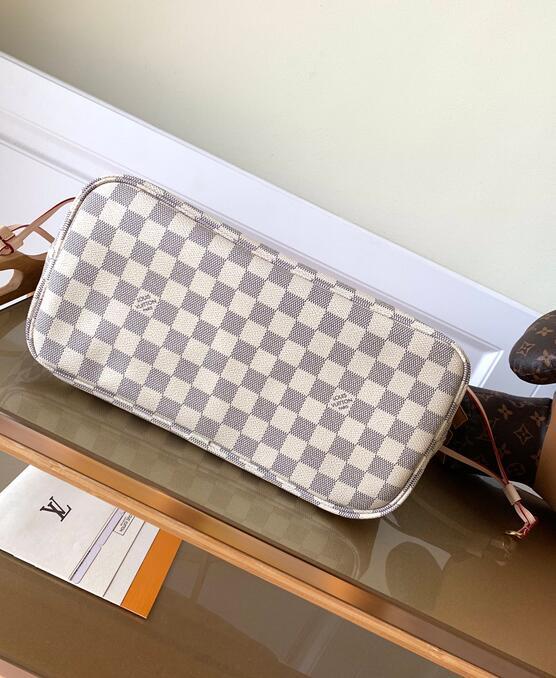Chloe’s Picks - LOV Bags - 2534