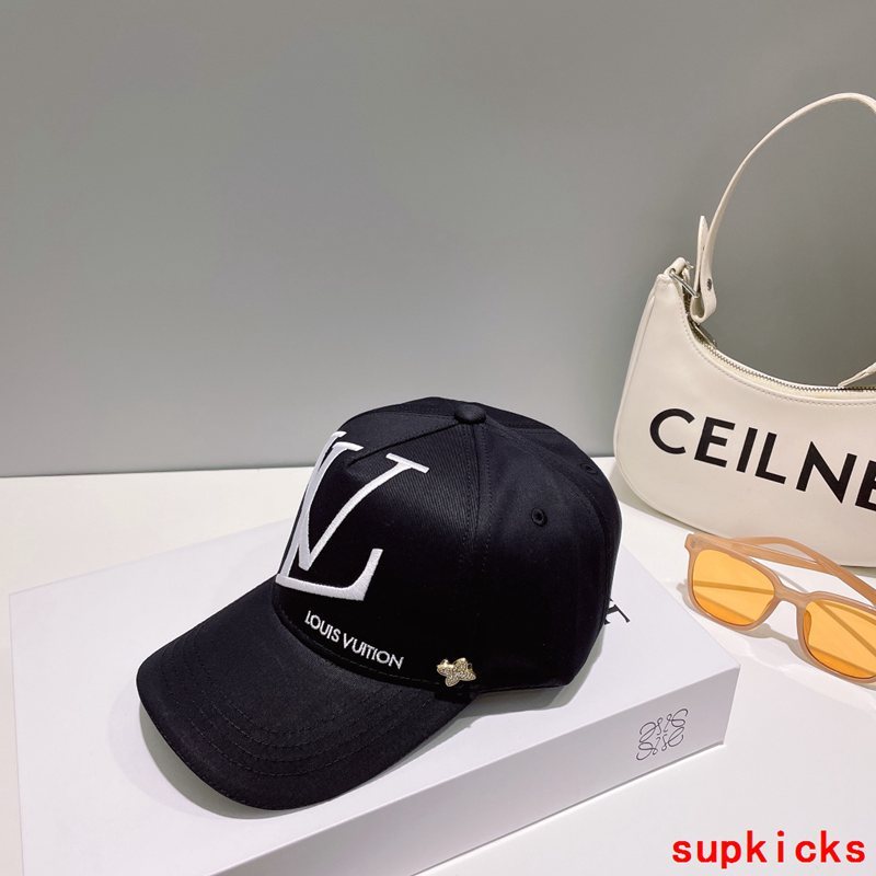 Louis Vuitton Luxury Cap
