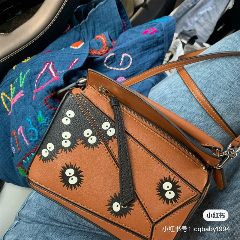 PHA - LWO Bags - 070