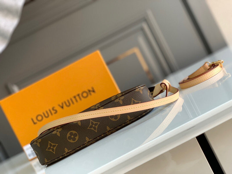 I W Fashion Lu-Vi bags - 17060