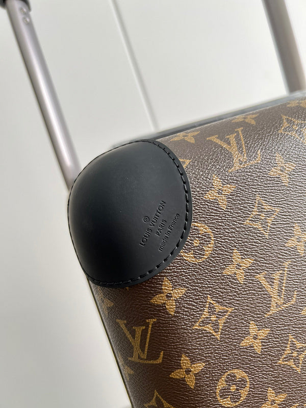I W Fashion Lu-Vi bags - 11373