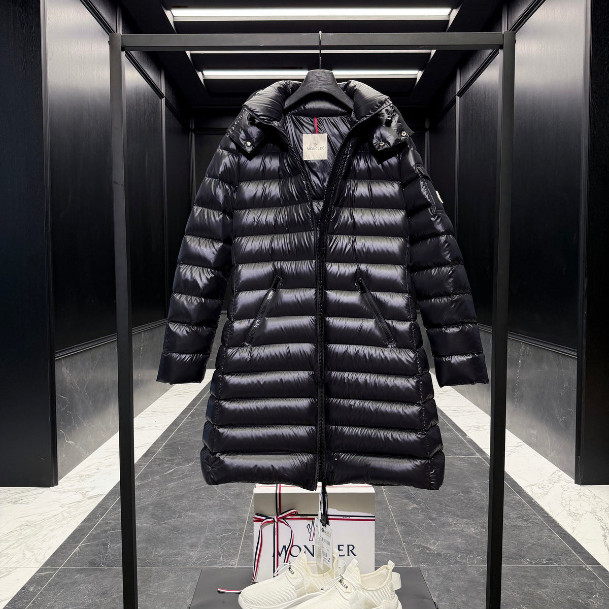 MONC MOKA COAT