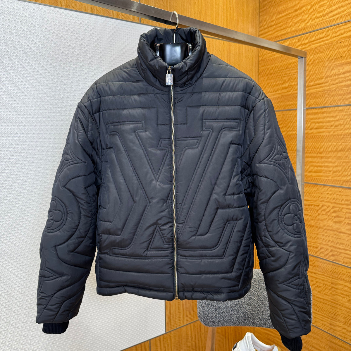 LOU JACKET