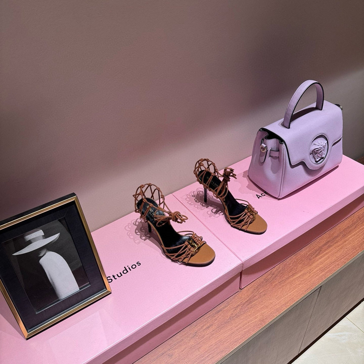 SL HEELS