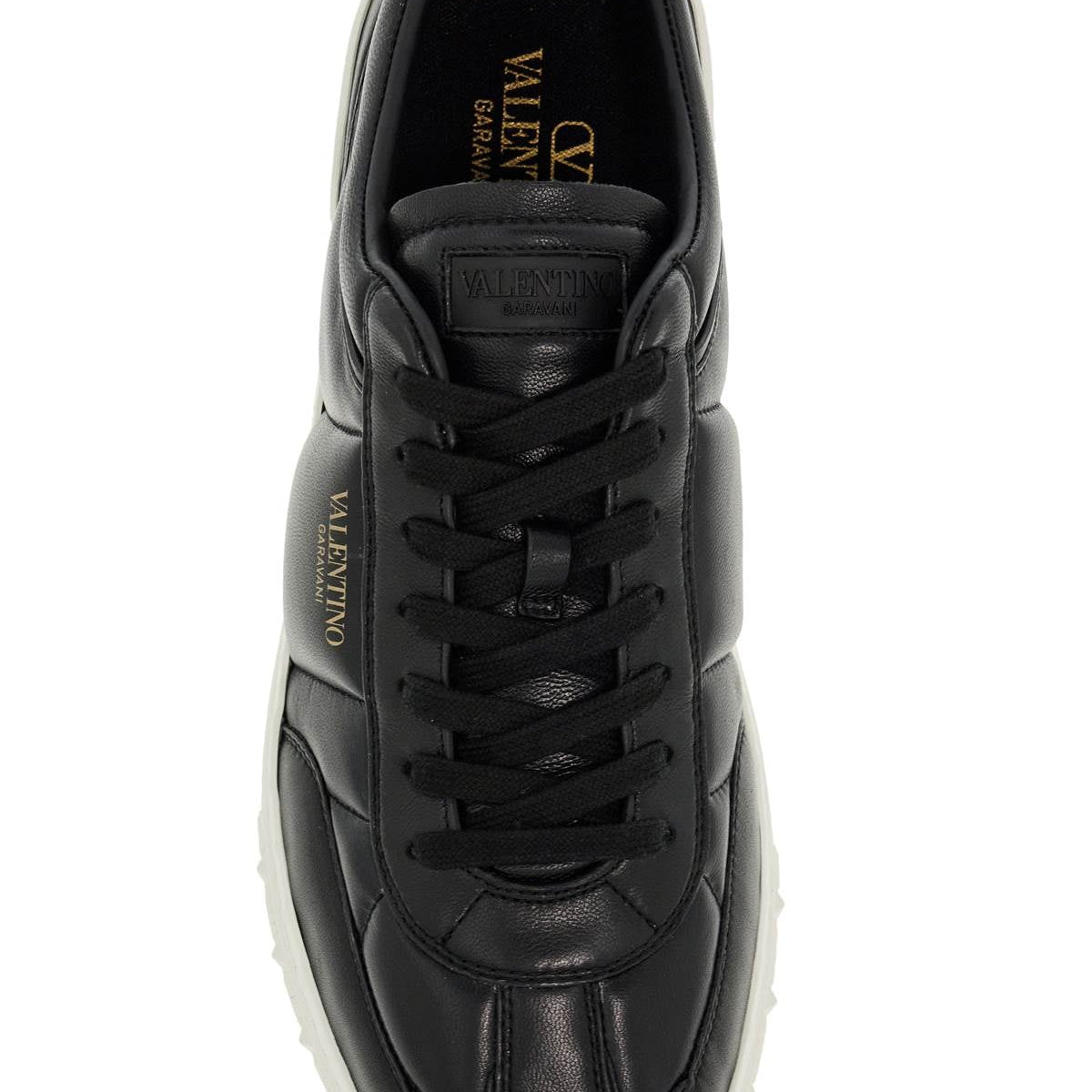 LOW TOP UPVILLAGE SNEAKER IN