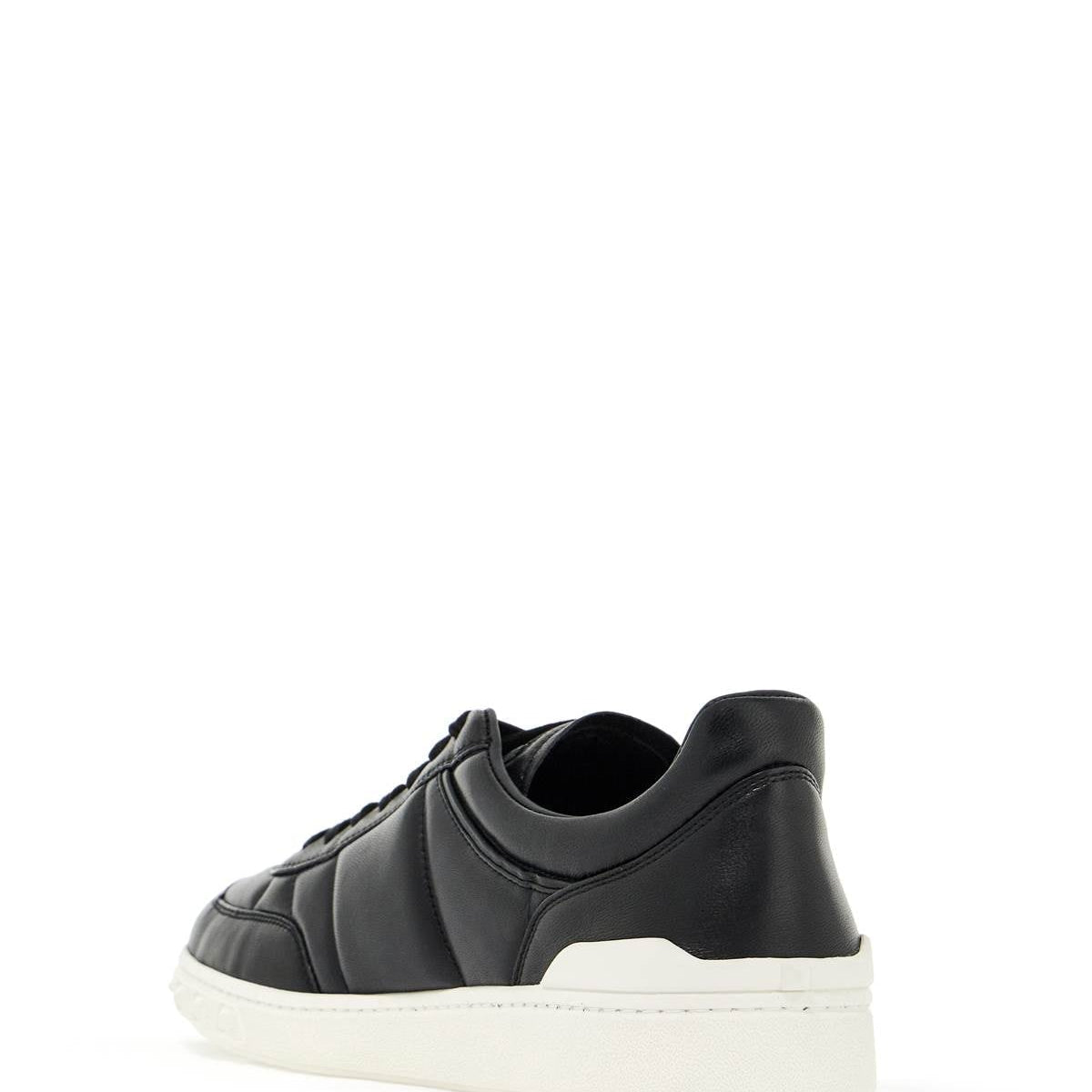 LOW TOP UPVILLAGE SNEAKER IN