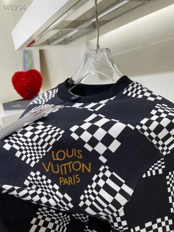 Louis Vuittion Luxury Clothes