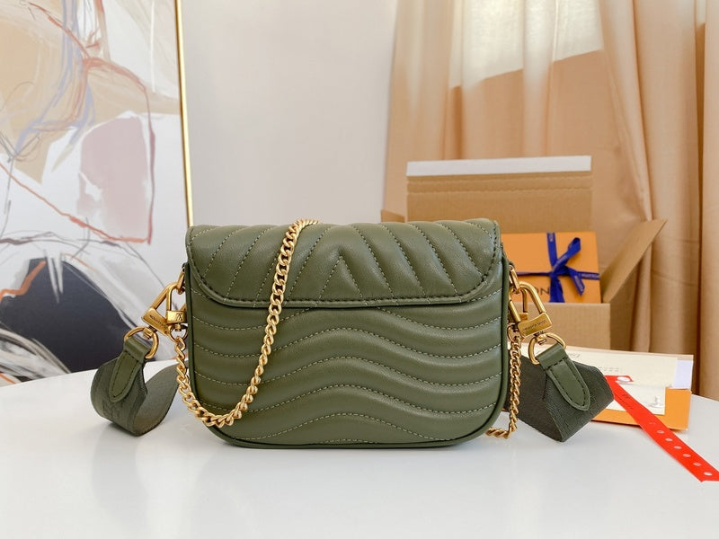 I W Fashion Lu-Vi bags - 17579