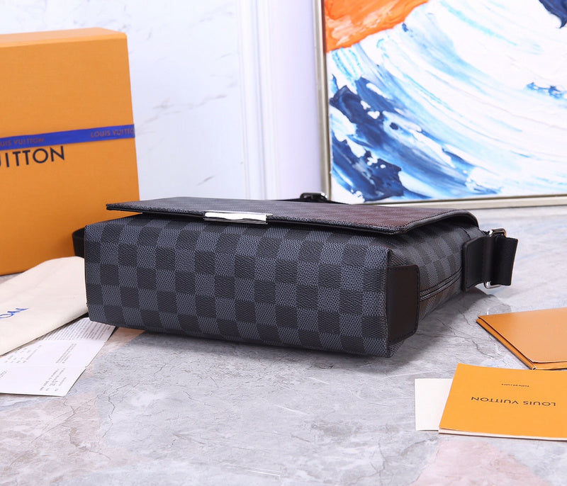 I W Fashion Lu-Vi bags - 17117