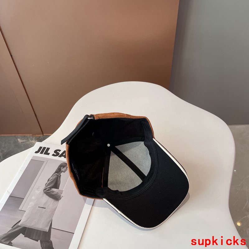 Louis Vuitton Luxury Cap