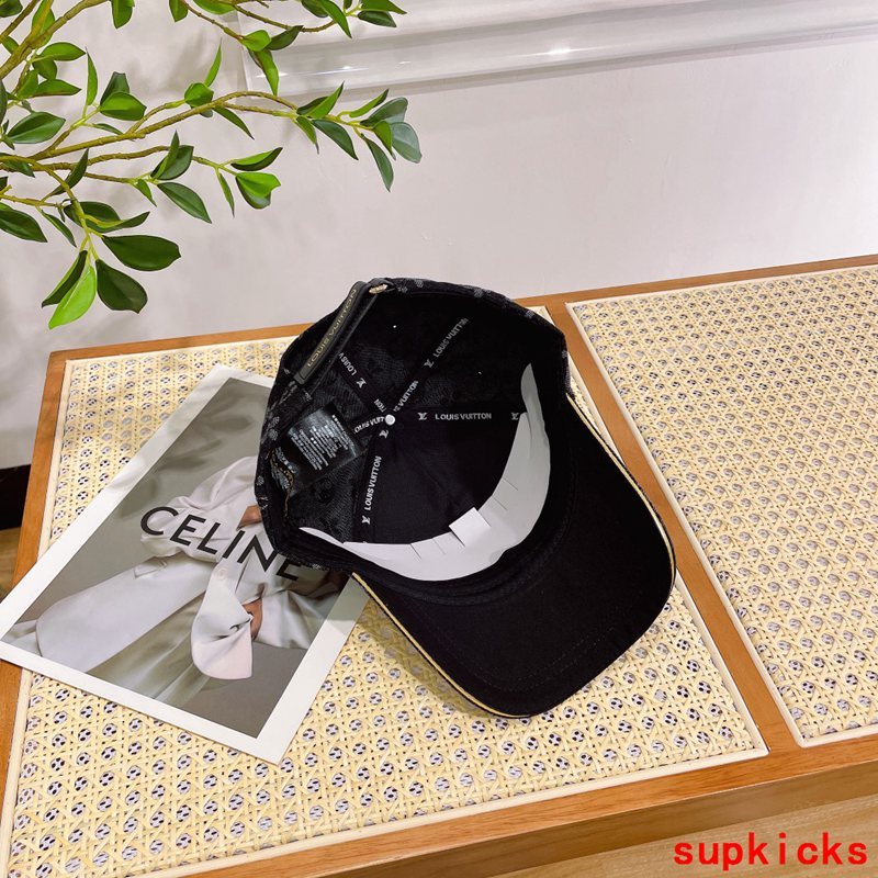 Louis Vuitton Luxury Cap