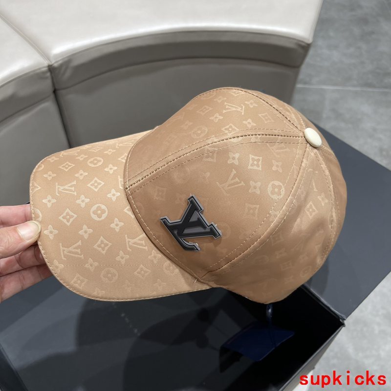 Louis Vuitton Luxury Cap