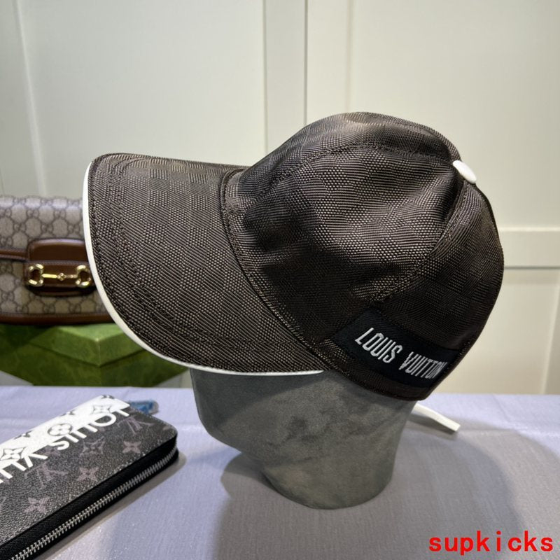 Louis Vuitton Luxury Cap