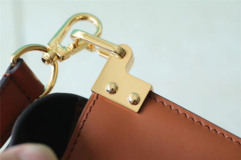 I W Fashion Lu-Vi bags - 8144