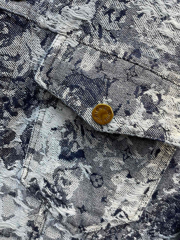Louis Vuittion Luxury Clothes