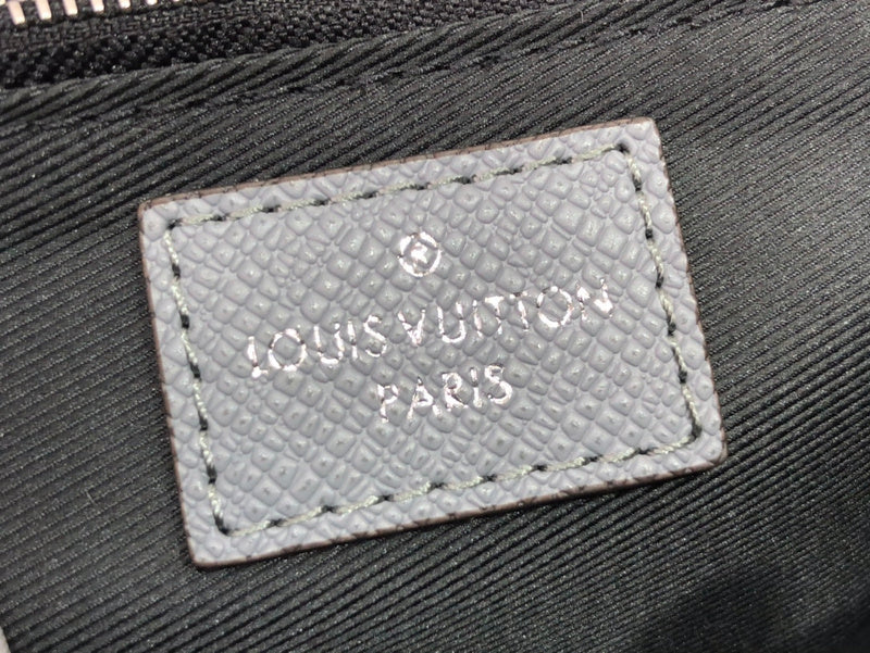 I W Fashion Lu-Vi bags - 17382