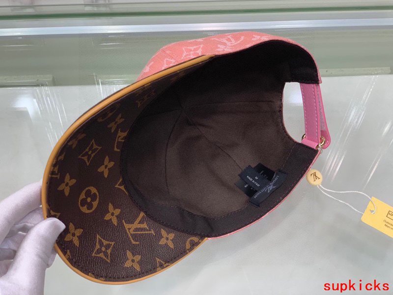 Louis Vuitton Luxury Cap
