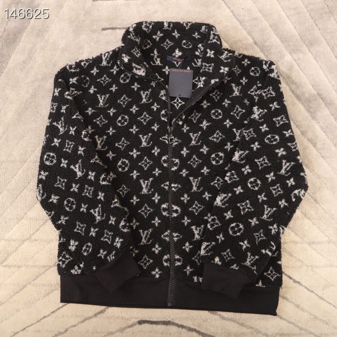 Louis Vuittion Luxury Clothes