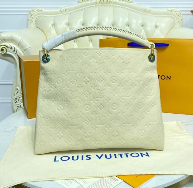 Chloe’s Picks - LOV Bags - 2464