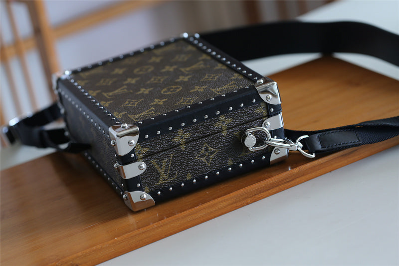 I W Fashion Lu-Vi bags - 10188