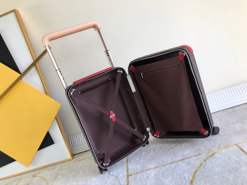 I W Fashion Lu-Vi bags - 11400
