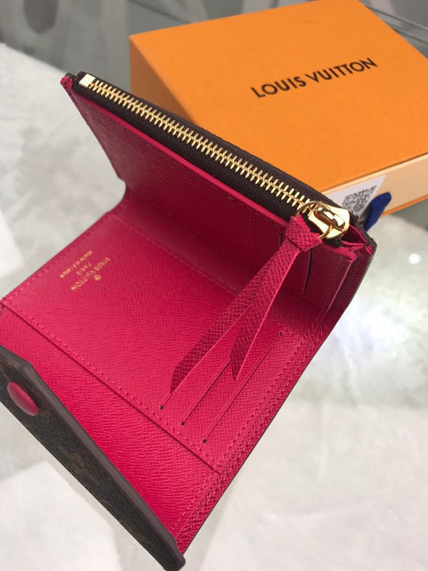 I W Fashion Lu-Vi bags - 17488