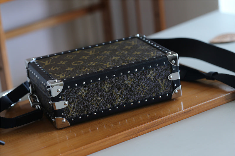 I W Fashion Lu-Vi bags - 10188