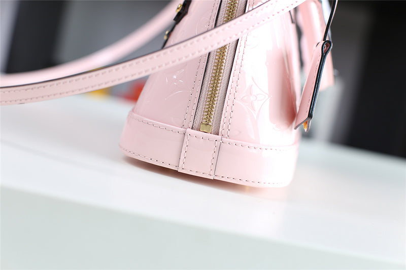 I W Fashion Lu-Vi bags - 8266