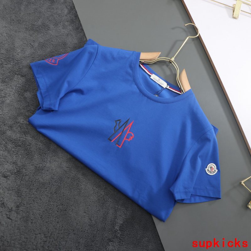 Moncler Luxury Cloth